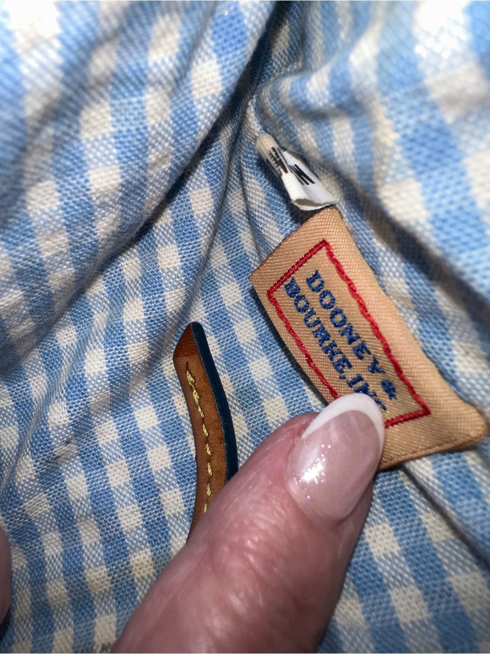 Dooney & Bourke Y2K Rainbow 🌈 Tartan Barrel Shoulder Bag with Heart Charm - Picture 11 of 14